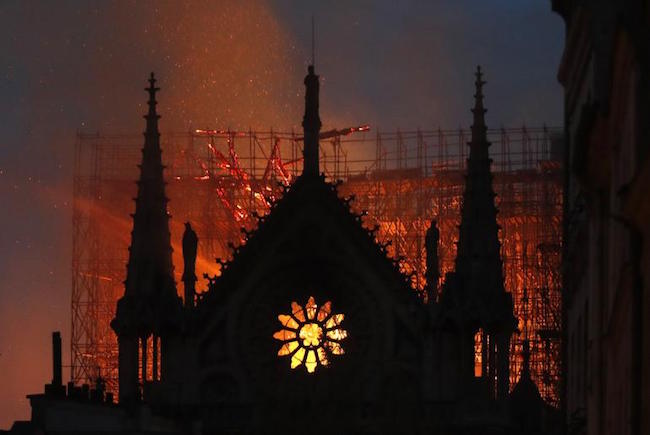 Notre Drame... de Paris et du monde