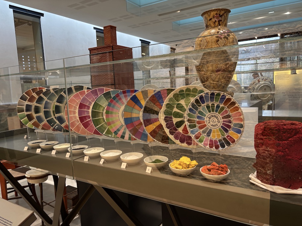 Succession de palettes couleurs de créateurs. ©Rivaud-NAJA