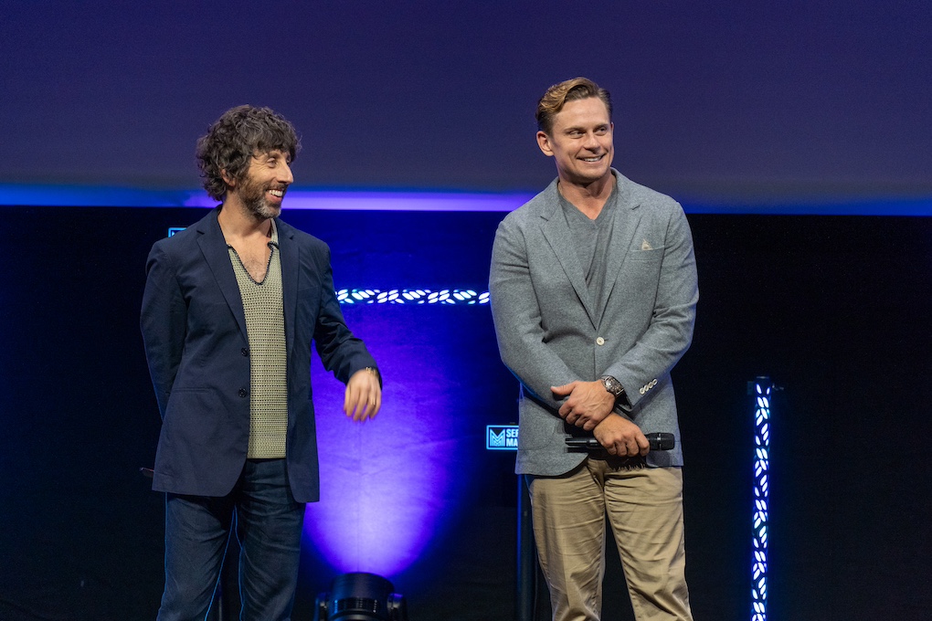 Simon Helberg et Billy Magnussen à Lille pour l'avant-première de The Audacity à Séries Mania