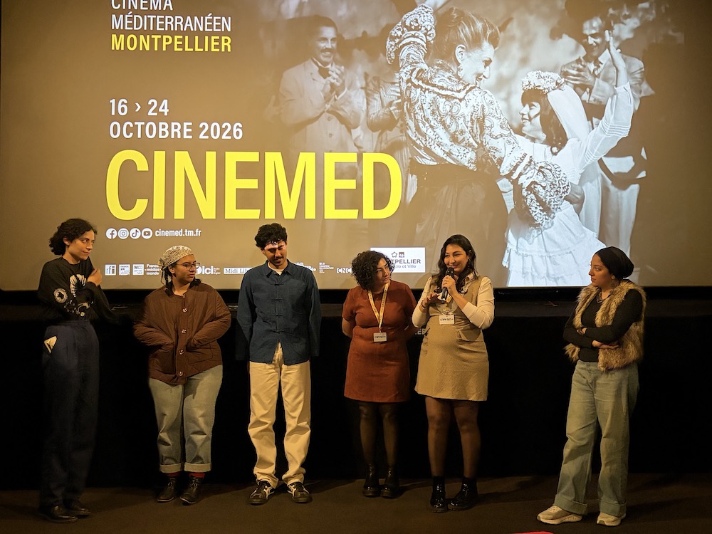 Présentés par l'équipe de Cinemed, les jeunes cinéastes égyptiens du programme Dahchouria répondent aux questions du public. ©Rivaud/NAJA